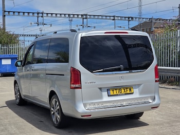 Used Mercedes-Benz V-Class 2018 for sale - 79125876: Photo