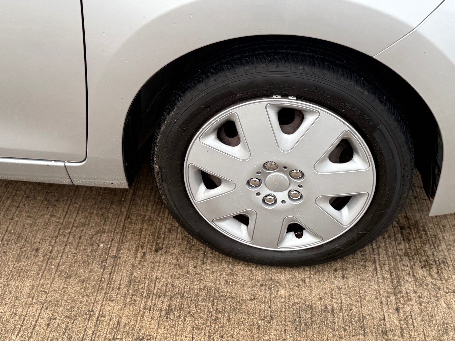 Used Toyota AYGO 2017 for sale - 76861951: Photo 12