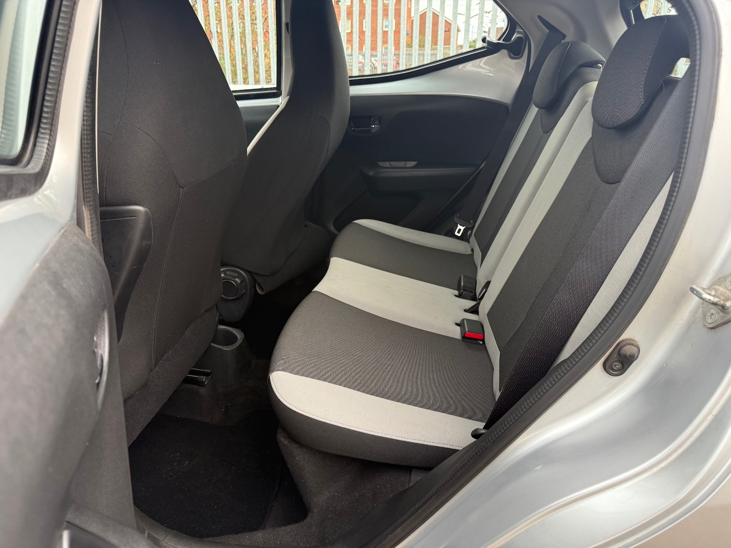 Used Toyota AYGO 2017 for sale - 76861951: Photo 16