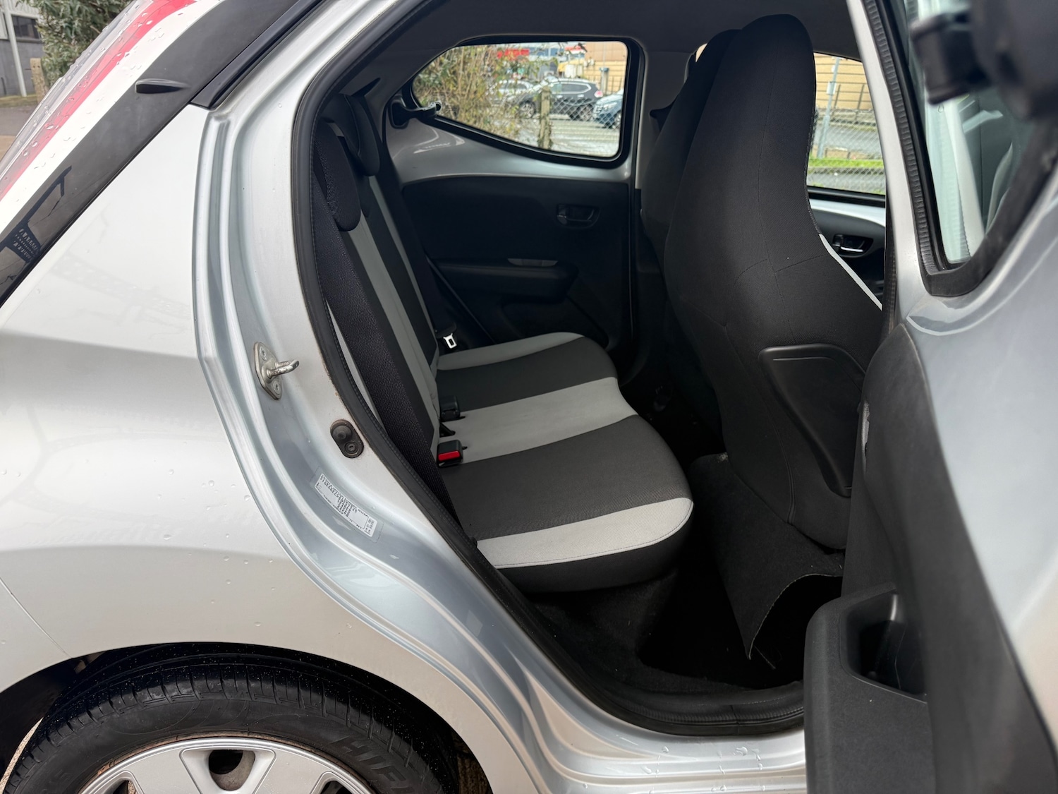 Used Toyota AYGO 2017 for sale - 76861951: Photo 18