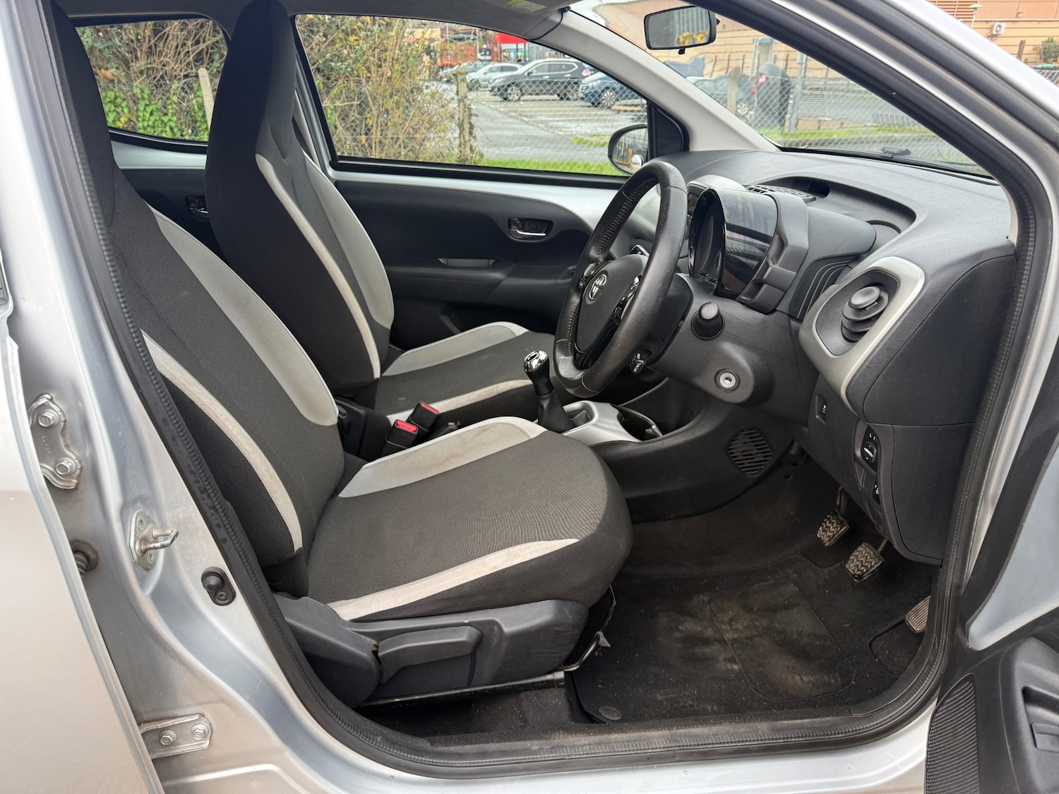 Used Toyota AYGO 2017 for sale - 76861951: Photo 19