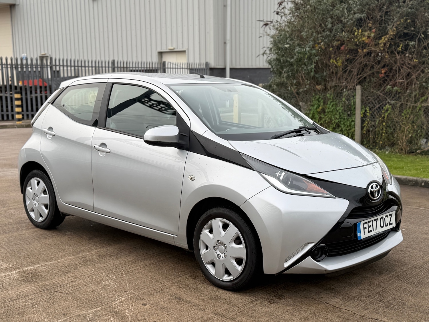 Used Toyota AYGO 2017 for sale - 76861951: Photo 4