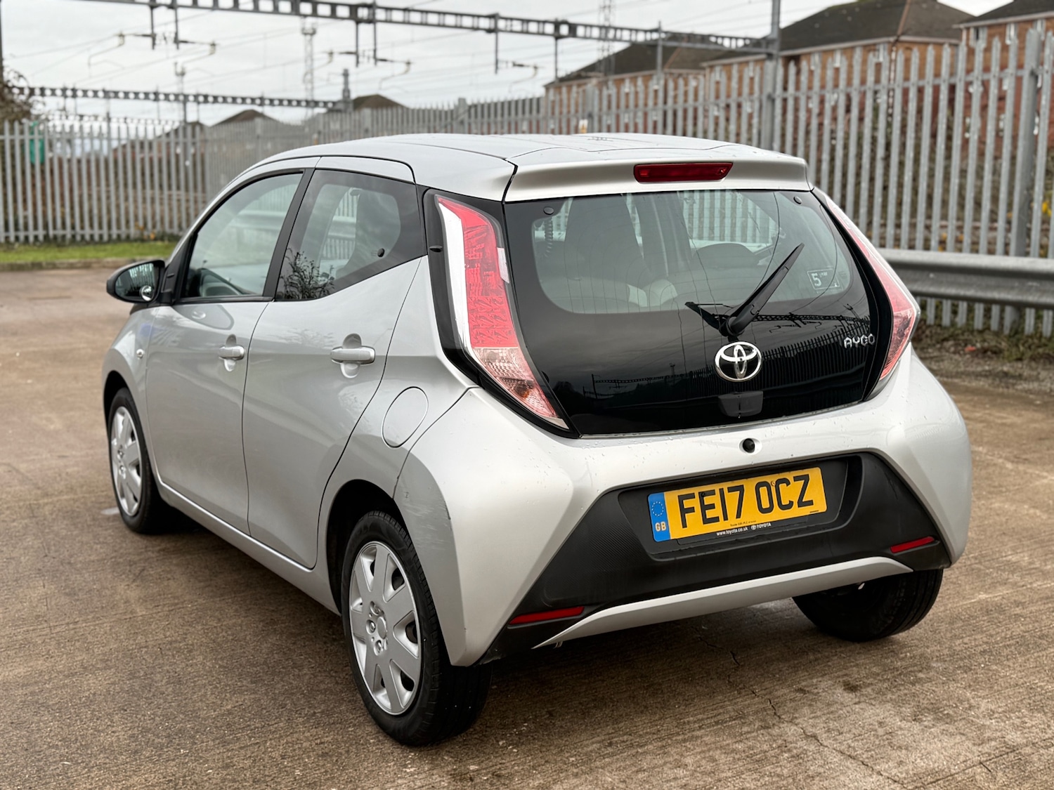 Used Toyota AYGO 2017 for sale - 76861951: Photo 9