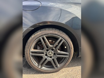 Used Mercedes-Benz E Class 2011 for sale - 78901430: Photo