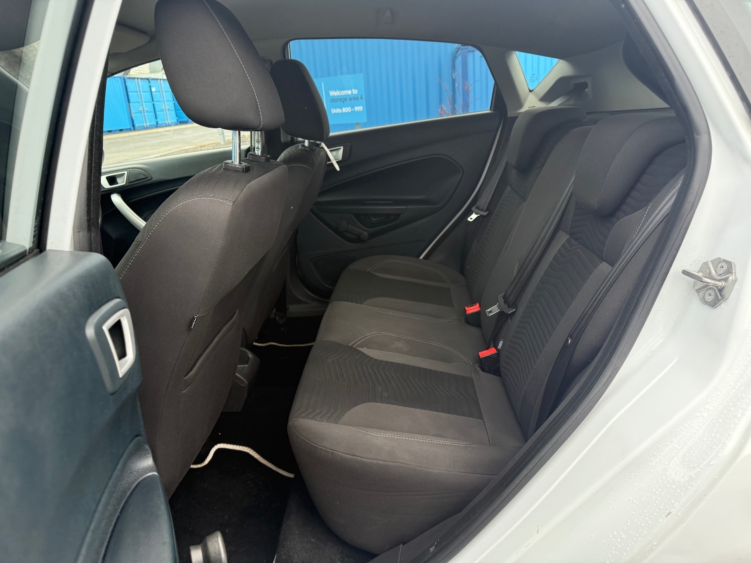 Used Ford Fiesta 2012 for sale - 76590235: Photo 16