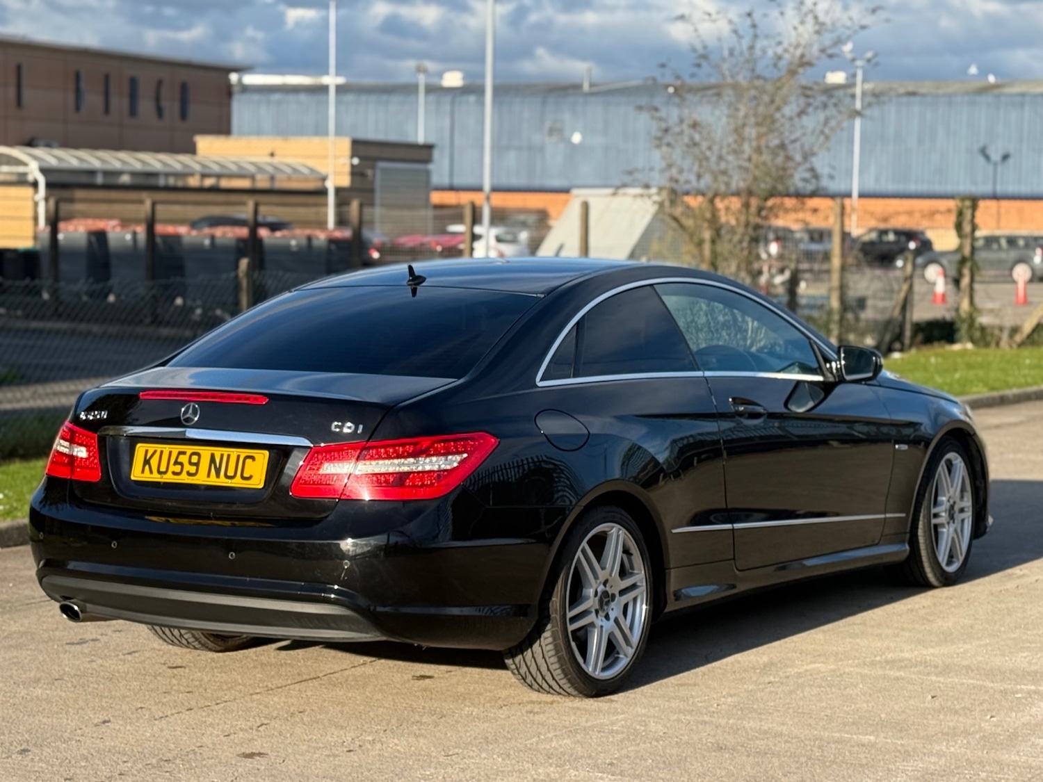 Used Mercedes-Benz E Class 2009 for sale - 77447865: Photo 10