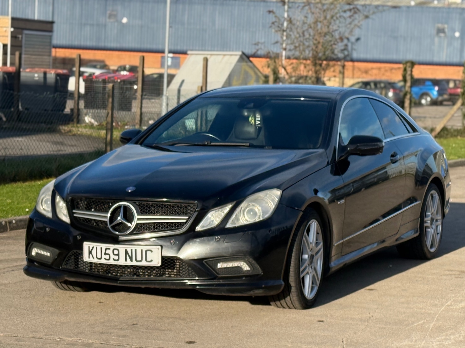 Used Mercedes-Benz E Class 2009 for sale - 77447865: Photo 4