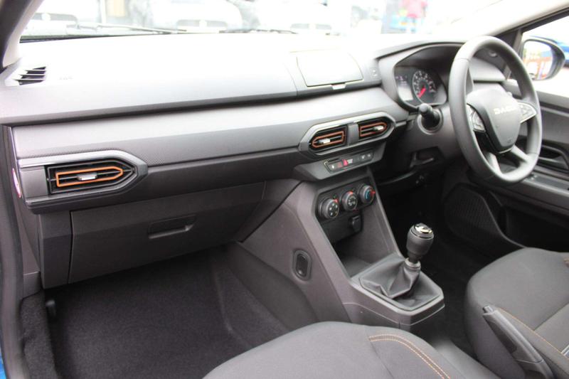 Used Dacia Sandero Stepway 2023 for sale - 76782401: Photo 8