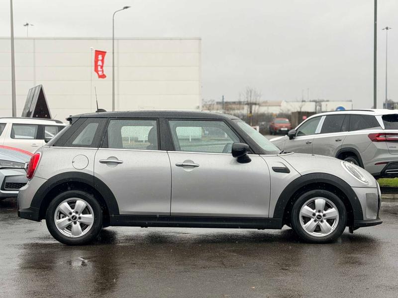 Used MINI Hatch 2023 for sale - 77528964: Photo 2