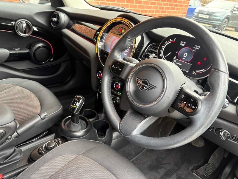 Used MINI Hatch 2023 for sale - 77528964: Photo 9