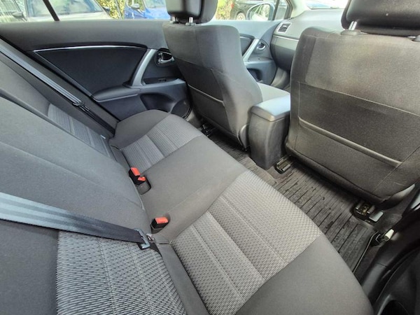 Used Toyota Avensis 2012 for sale - 76222675: Photo 19
