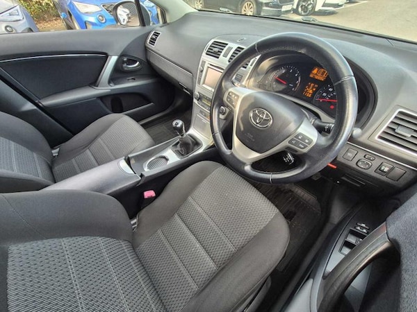 Used Toyota Avensis 2012 for sale - 76222675: Photo 6