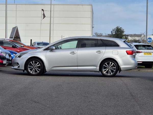 Used Toyota Avensis 2012 for sale - 76222675: Photo 9