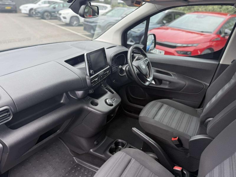 Used Vauxhall Combo Life 2021 for sale - 76434036: Photo 2