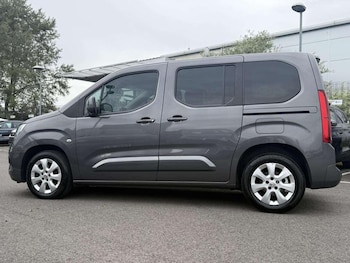 Used Vauxhall Combo Life 2021 for sale - 76434036: Photo