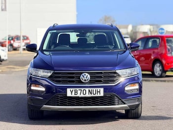 Used Volkswagen T-Roc 2020 for sale - 78166216: Photo