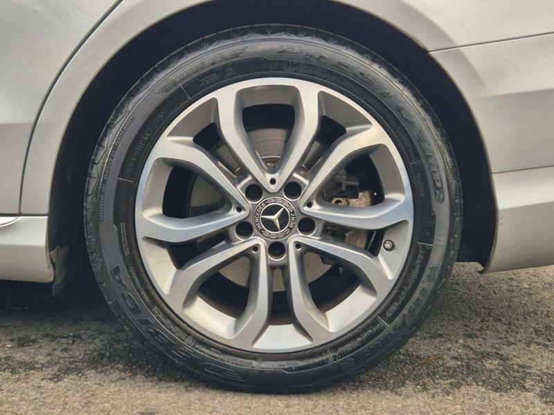 Used Mercedes-Benz C Class 2017 for sale - 76433907: Photo 5