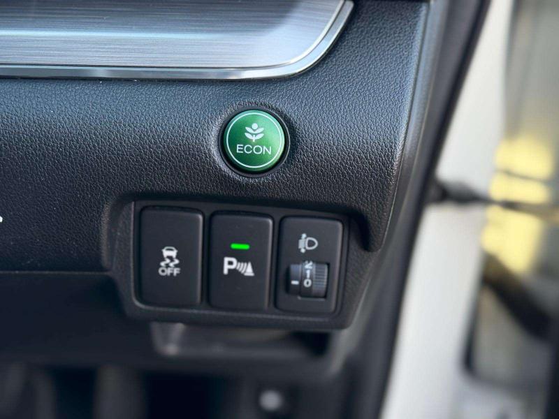 Used Honda CR-V 2017 for sale - 76882535: Photo 26