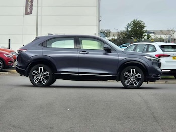 Used Honda HR-V 2023 for sale - 76117607: Photo 4