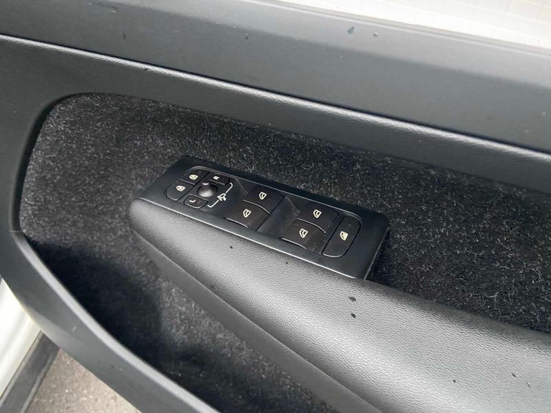 Used Volvo XC40 2019 for sale - 76782393: Photo 17