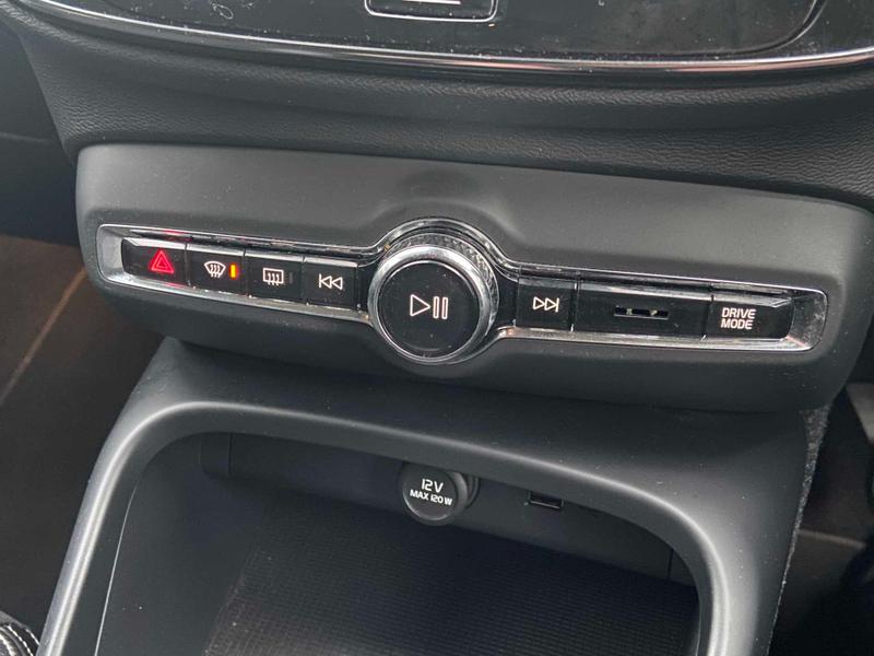 Used Volvo XC40 2019 for sale - 76782393: Photo 24