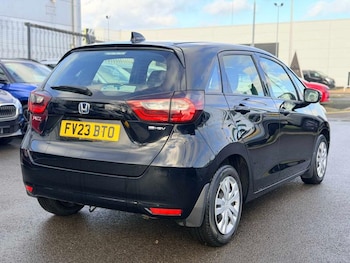 Used Honda Jazz 2023 for sale - 77245230: Photo