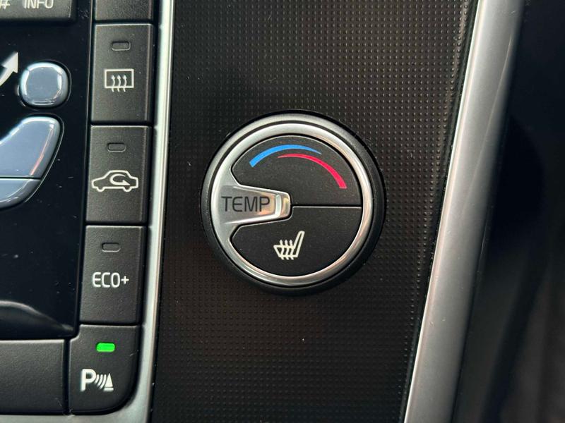 Used Volvo XC60 2017 for sale - 76767107: Photo 26