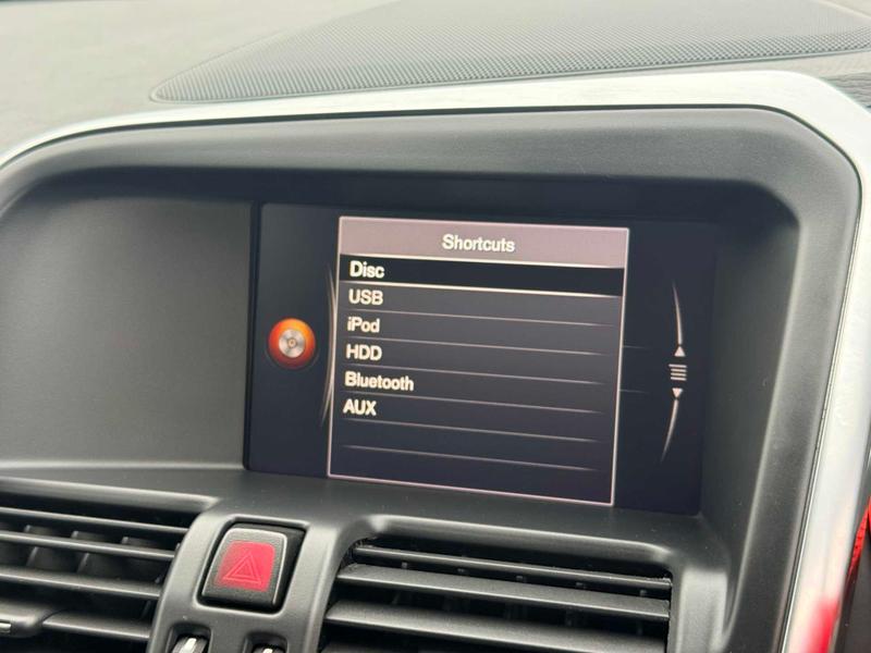 Used Volvo XC60 2017 for sale - 76767107: Photo 32