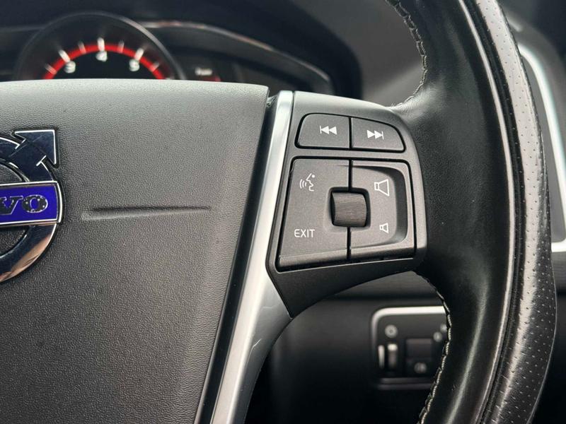 Used Volvo XC60 2017 for sale - 76767107: Photo 33