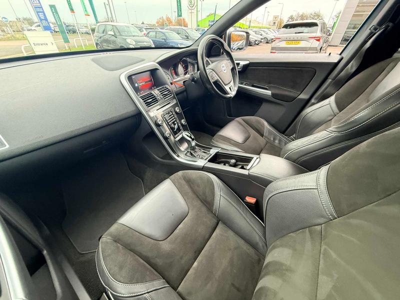 Used Volvo XC60 2017 for sale - 76767107: Photo 38