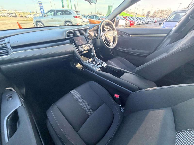 Used Honda Civic 2021 for sale - 77675579: Photo 22