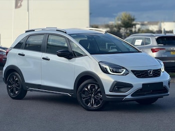 1.5 h i-MMD Crosstar Advance eCVT Euro 6 (s/s) 5dr Automatic