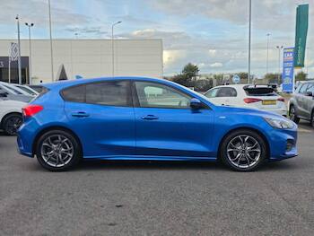 Used Ford Focus 2021 for sale - 79855878: Photo