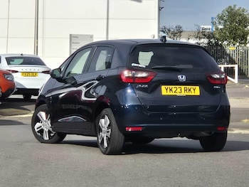 Used Honda Jazz 2023 for sale - 76255470: Photo