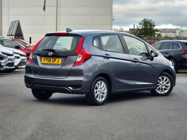 Used Honda Jazz 2018 for sale - 76273835: Photo 11
