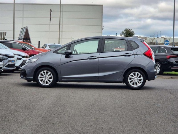 Used Honda Jazz 2018 for sale - 76273835: Photo 9