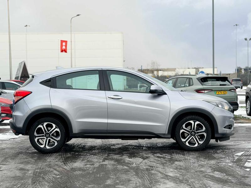 Used Honda HR-V 2018 for sale - 77095676: Photo 3