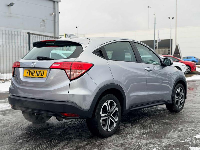 Used Honda HR-V 2018 for sale - 77095676: Photo 4