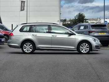 Used Volkswagen Golf 2014 for sale - 75945235: Photo