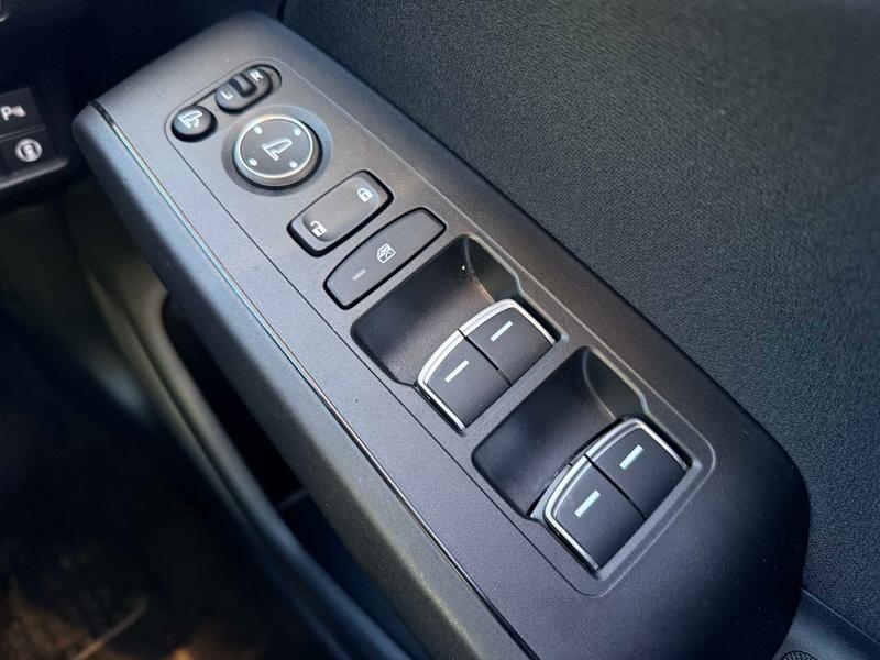 Used Honda Civic 2023 for sale - 76767131: Photo 29