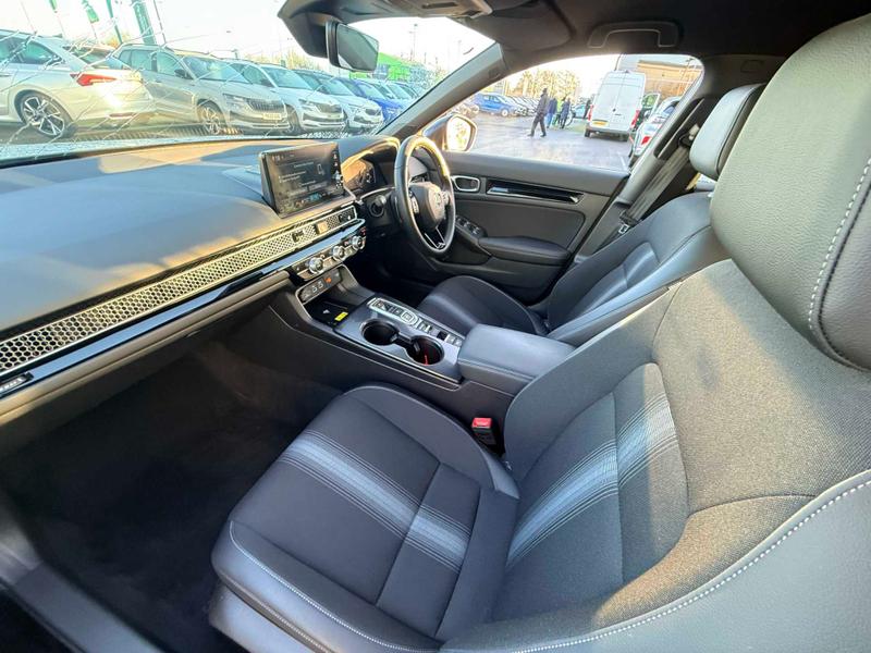 Used Honda Civic 2023 for sale - 76767131: Photo 30