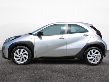 Used Toyota Aygo X 2023 for sale - 79213582: Photo