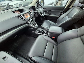 Used Honda CR-V for sale - 76277337: Photo 2