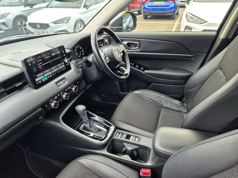 Used Honda HR-V 2023 for sale - 76344501: Photo 2