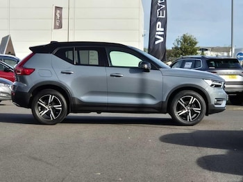 Used Volvo XC40 2019 for sale - 76434049: Photo