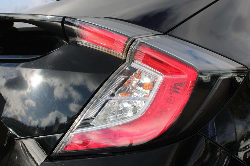 Used Honda Civic 2020 for sale - 76703238: Photo 11