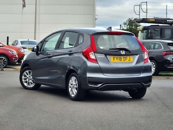 Used Honda Jazz 2018 for sale - 76434047: Photo