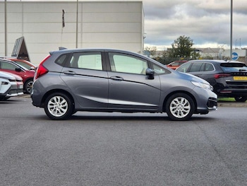 Used Honda Jazz 2018 for sale - 76434047: Photo