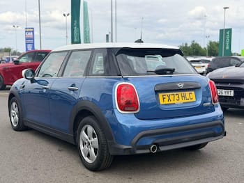 Used MINI Hatch 2023 for sale - 79653328: Photo