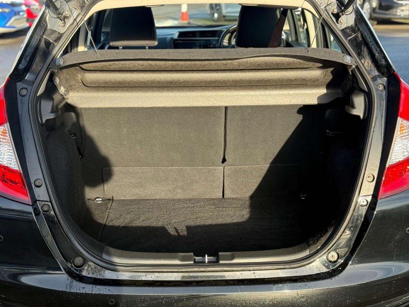 Used Honda Jazz 2018 for sale - 77042456: Photo 19